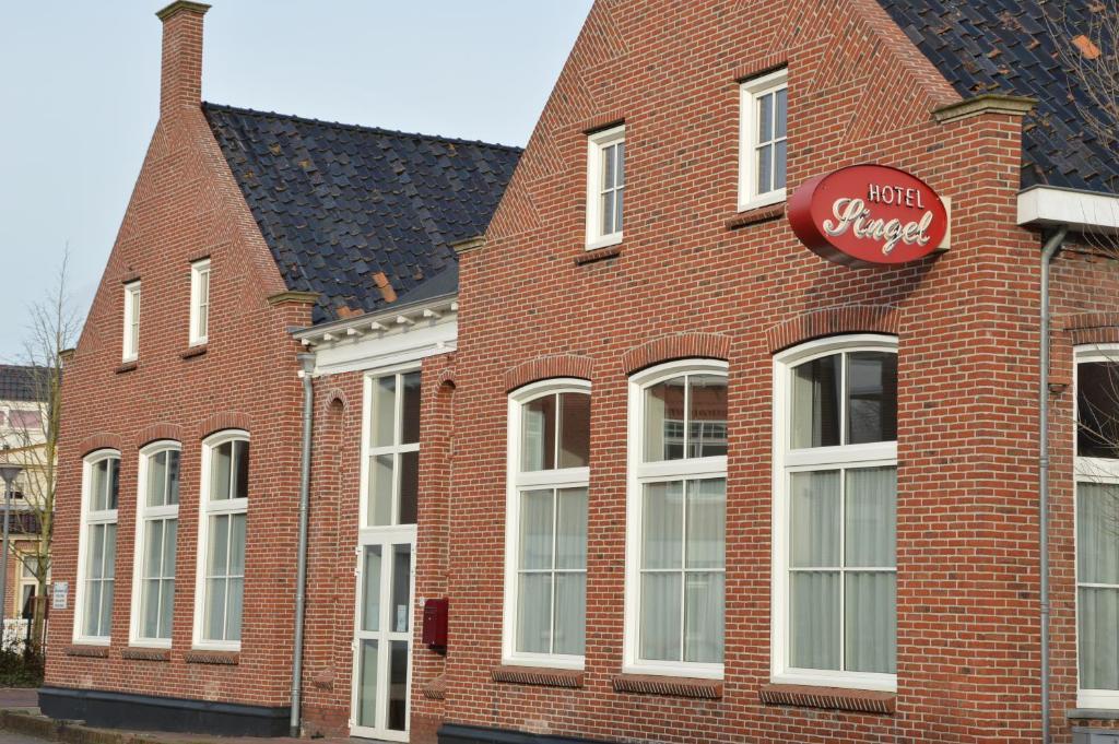 Hotel Aan De Singel Delfzijl Exterior photo